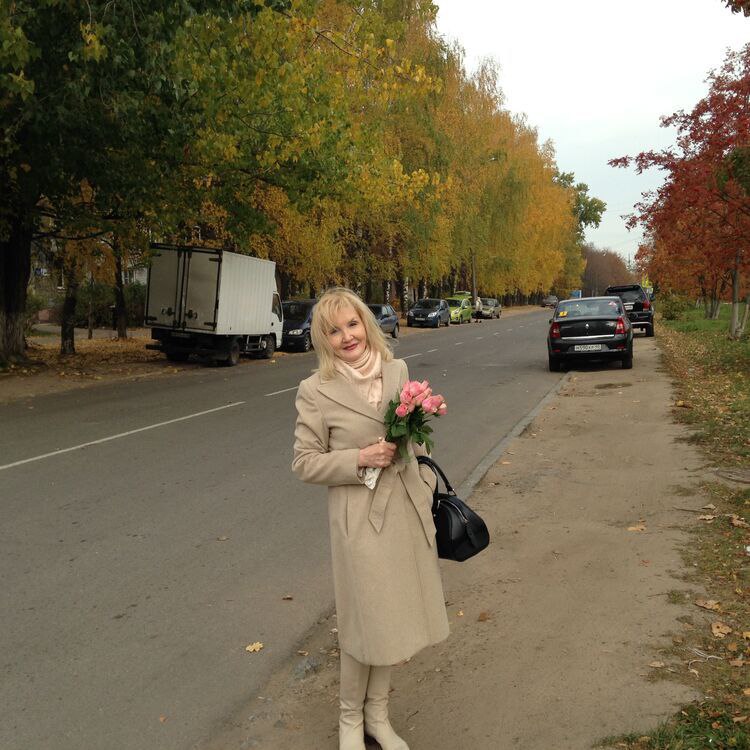Фото пользователя Людмила, 58 лет, город Ижевск, цель знакомства: Серьёзные отношения